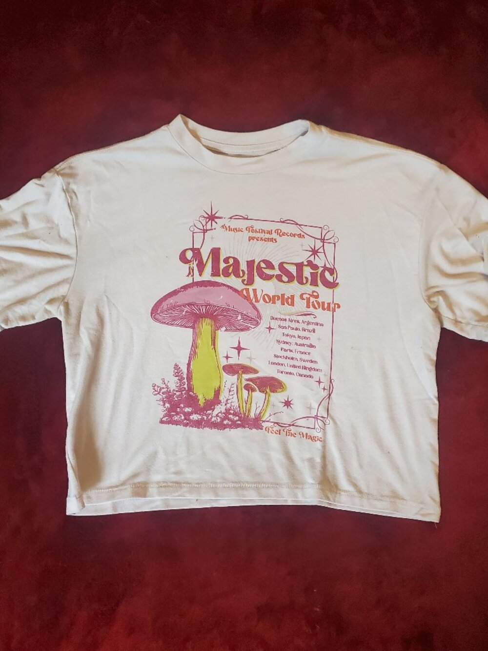 Colorful Planet Mushroom Majestic World Tour Pink Crop Top T-shirt size Large